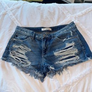 KanCan jean short — size Medium